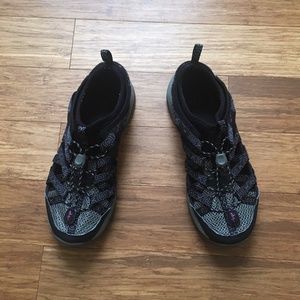 Chaco Splash & Sport Athletic Shoe Sandal / 8.5